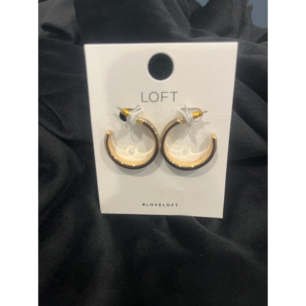NWT Ann Taylor Loft Brown Enamel and Gold 1" Hoop Earrings with post-back - Picture 8 of 8